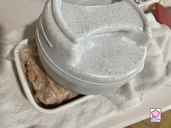 Terrine with a 2 kg weight
