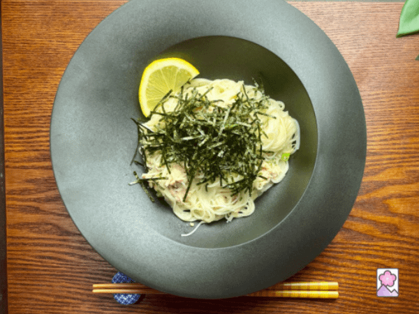 Tuna Somen in a resin bowl